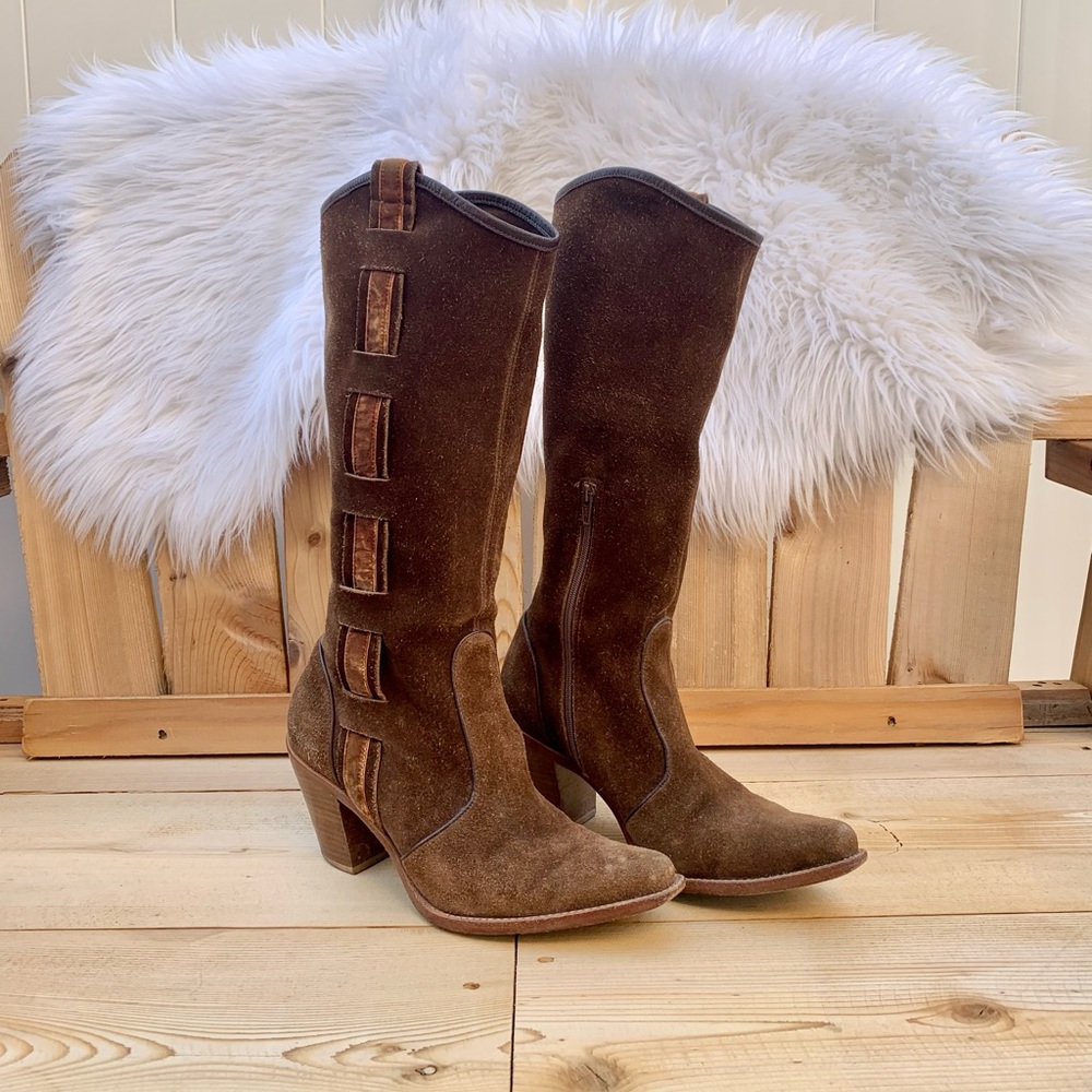 Via Spiga brown suede western cowboy boots